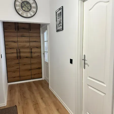 City Dream 2br Apartment